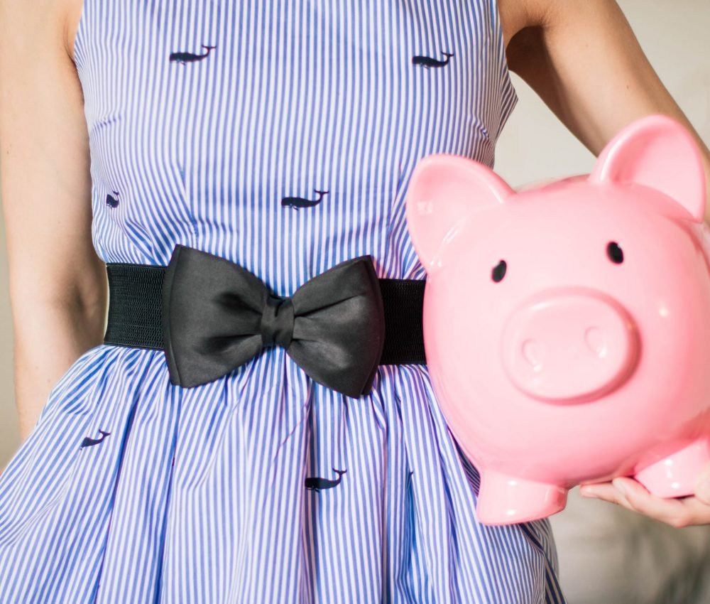 pexels-kristina-paukshtite-701801